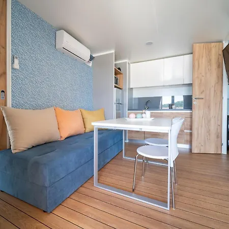 Front In Casa vacanze