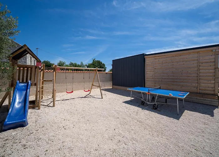12 Bedroom In * Drage
